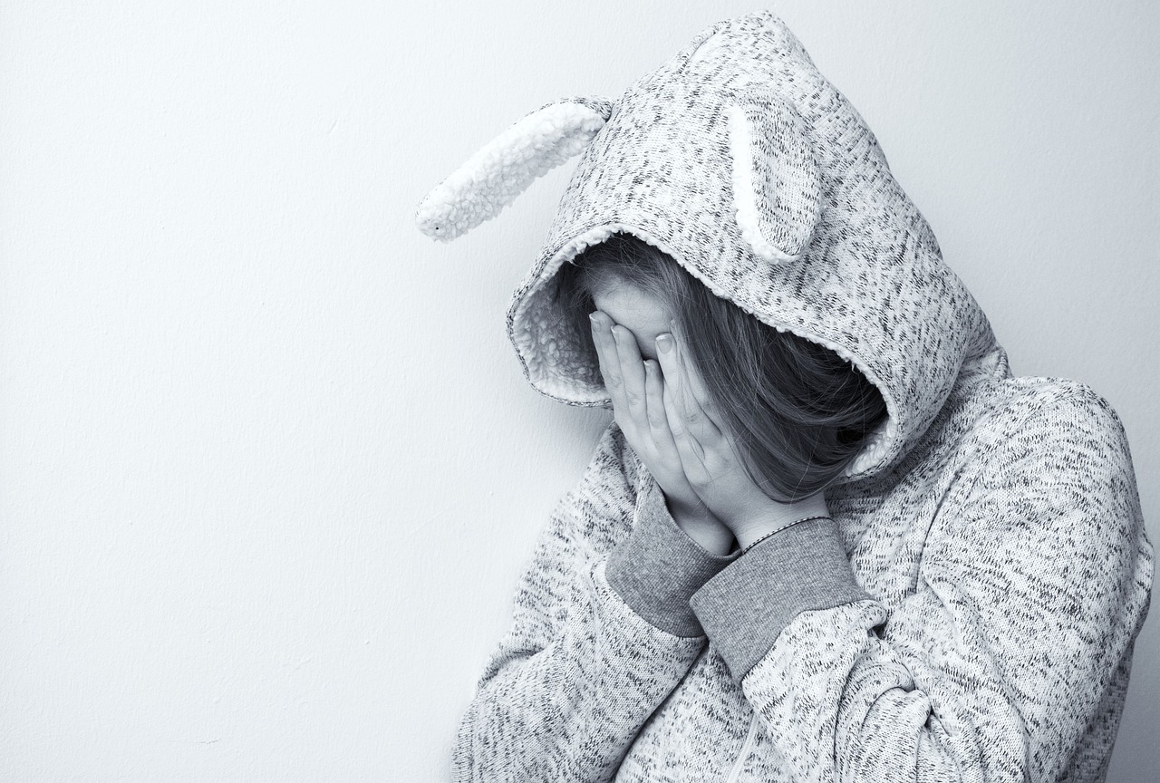 秋の抜け毛が気になる女性は旦那にどう説明すればいい？