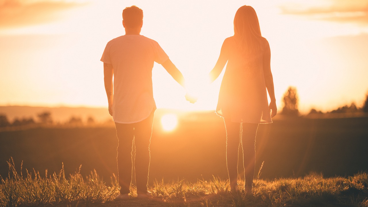秋の抜け毛が気になる女性におすすめの対策は更年期関係？