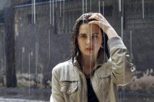 女性の抜け毛が止まらない、何科に行けばいい？